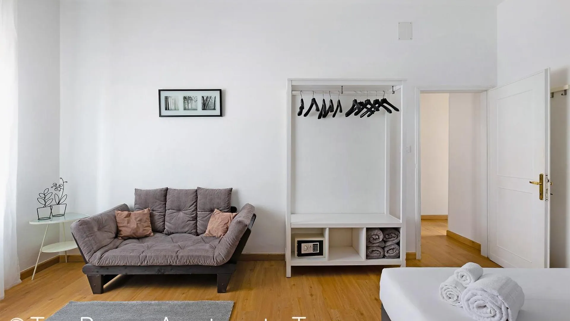 Z8 Apartments Bologna Italy