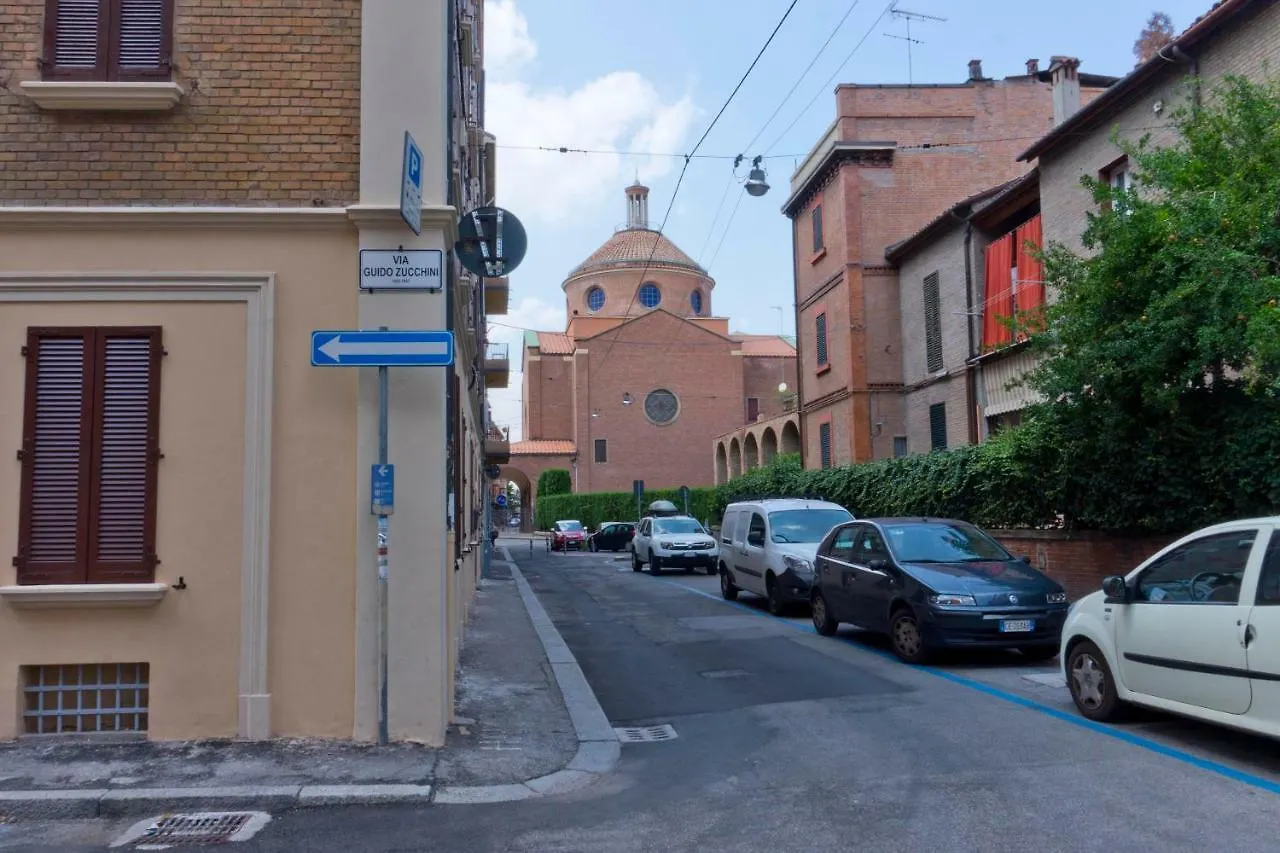 Z8 Apartments Bologna Italy